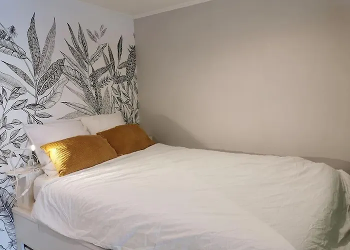 4 Personnes Equipe En Centre-ville Apartment *